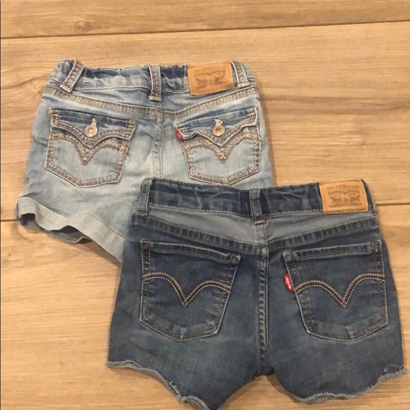Two pairs of Levi’s shorty short denim shorts. - Picture 6 of 6